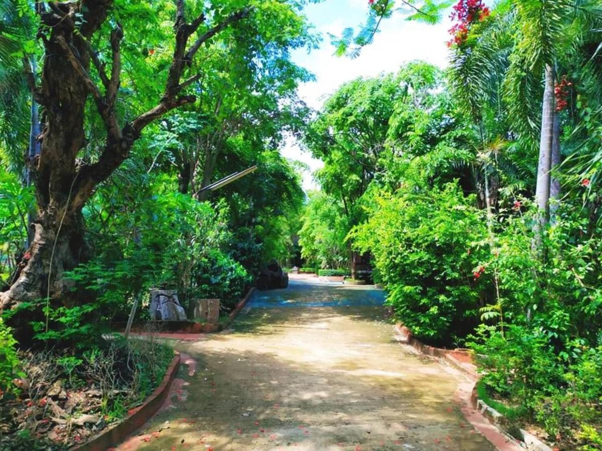 Denchai City Resort เด่นชัยซิตี้ รีสอร์ท Phrae Εξωτερικό φωτογραφία